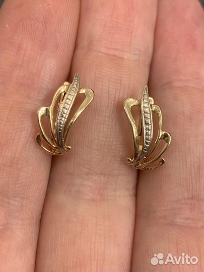 Серьги золотые