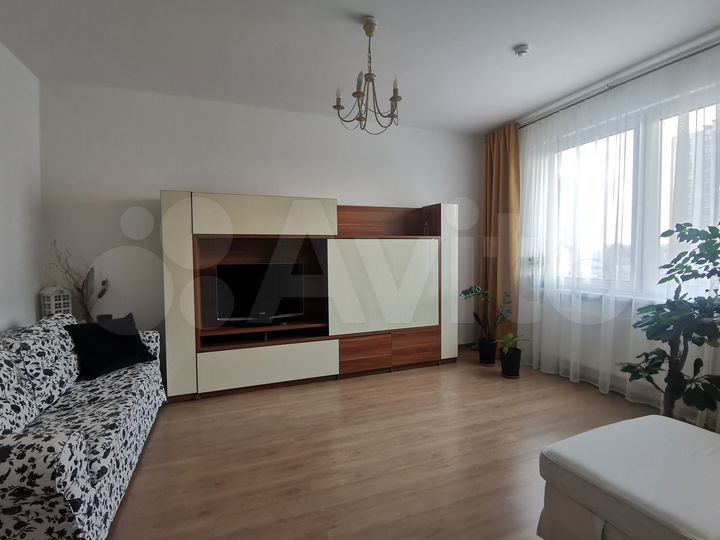 3-к. квартира, 82,5 м², 16/25 эт.