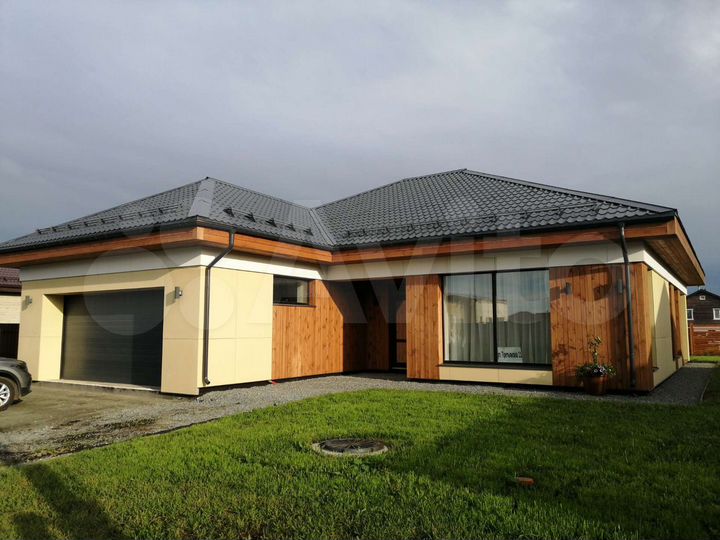 Дом 190 м² на участке 9 сот.