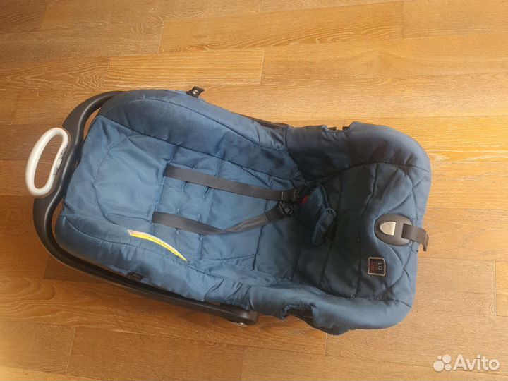 Детское авто кресло