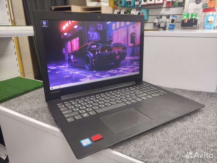 Lenovo FHD i5-8250U 240GB SSD
