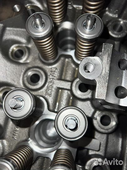 23538858 Головка блока Detroit Diesel новая