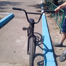 Трюковой велосипед BMX