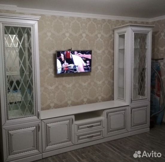 Стенка под телевизор