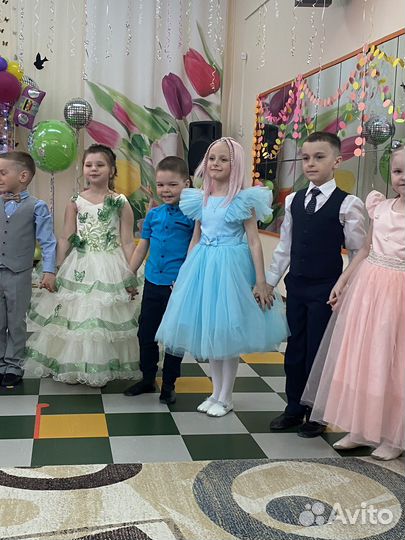 Платье на девочку