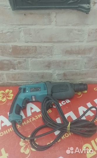 Перфоратор Makita HR2470