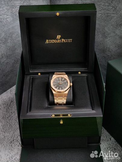 Часы золотые Audemars Piguet royal oak