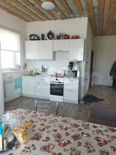 Дом 101 м² на участке 8 сот.