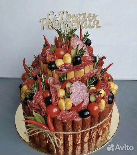 Торт из колбас.Закуска.Подарок
