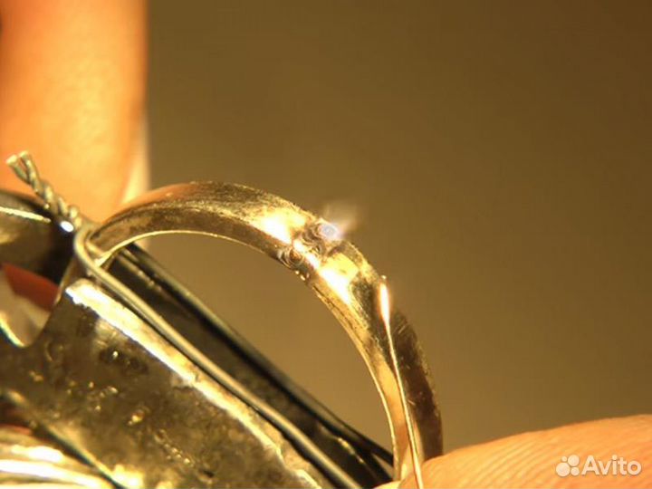 Лазерная пайка очков,часов,значков,золота,серебра