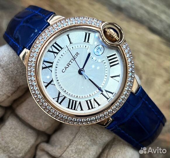 Часы женские Cartier Ballon Bleu синий ремешок