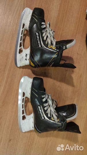 Хоккейные коньки Bauer one9