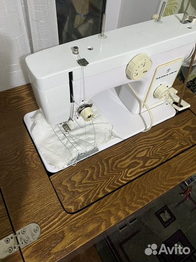 Швейная машинка