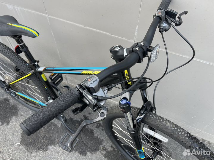 Велосипед GT Avalanche Comp S 27,5