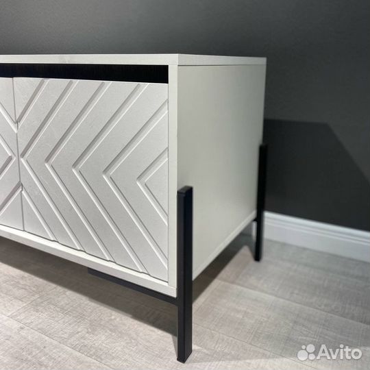 Тумба под тв новая