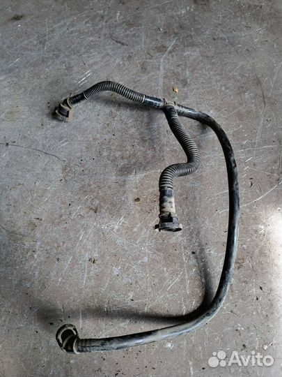 Трубка картерных газов на Jaguar s-type