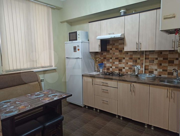 2-к. квартира, 40 м², 4/6 эт.