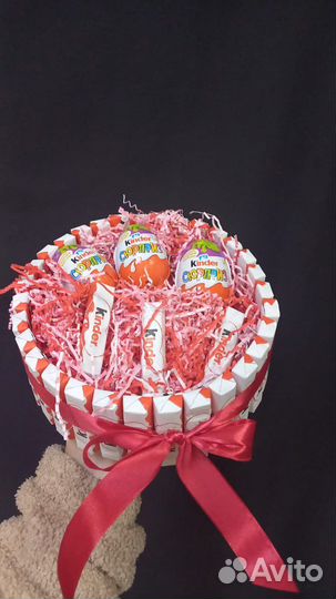 Сладкий подарок. Торт из киндер шоколада