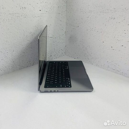 Ноутбук Apple MacBook Pro 14 2023 M3 RAM 8 гб, SSD