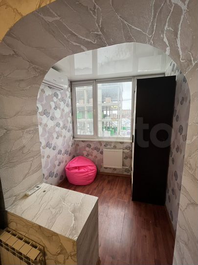 2-к. квартира, 54 м², 2/5 эт.