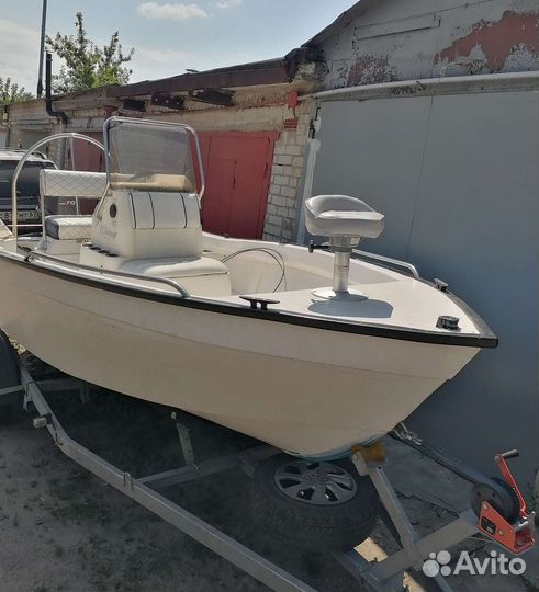 Американская лодка White Cap 155