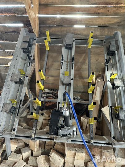 Сборщик деревянных поддонов