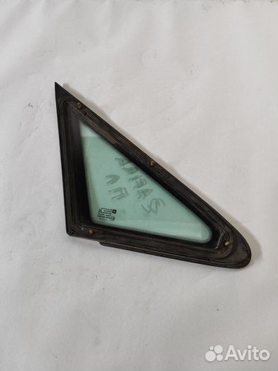 Форточка пережняя лева Opel Zafira