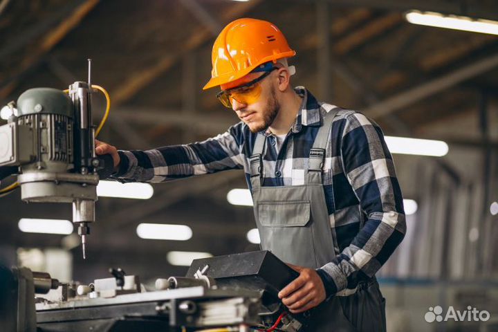 Токарь на универсальные станки