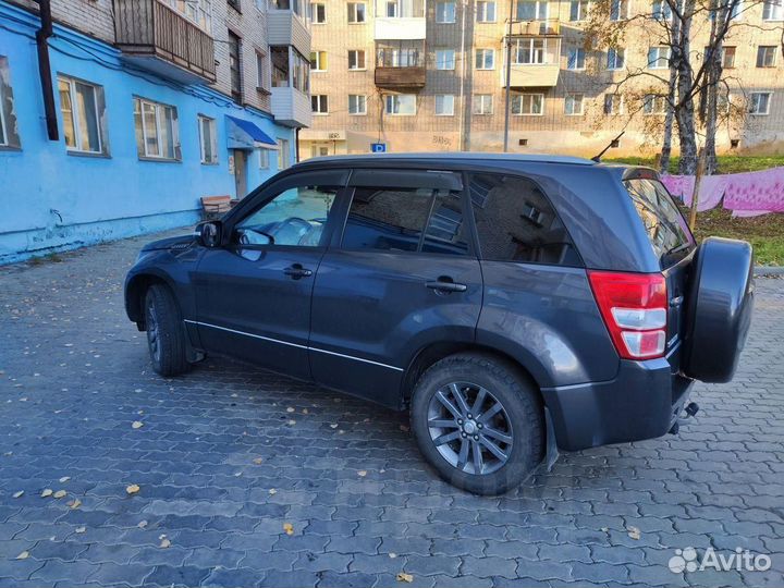 Suzuki Grand Vitara 2.4 AT, 2011, 140 000 км