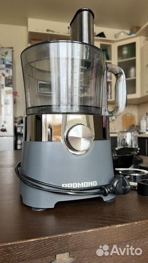 Кухонный комбайн redmond