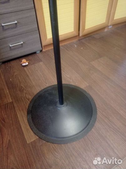 Вешалка напольная