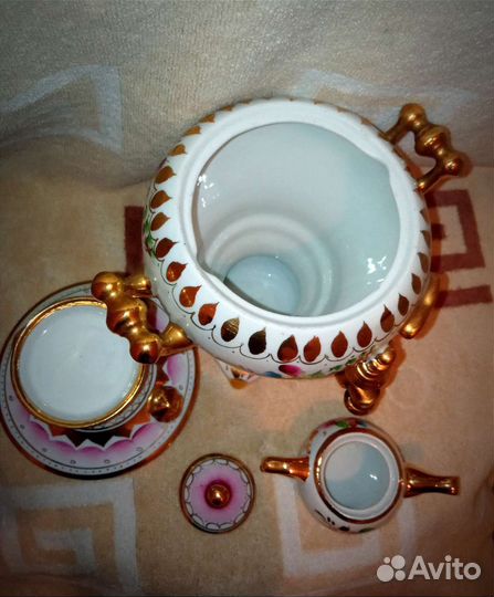 Самовар фарфоровый