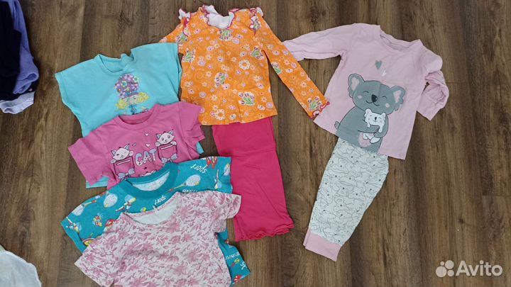 Пакет одежды для девочки 98