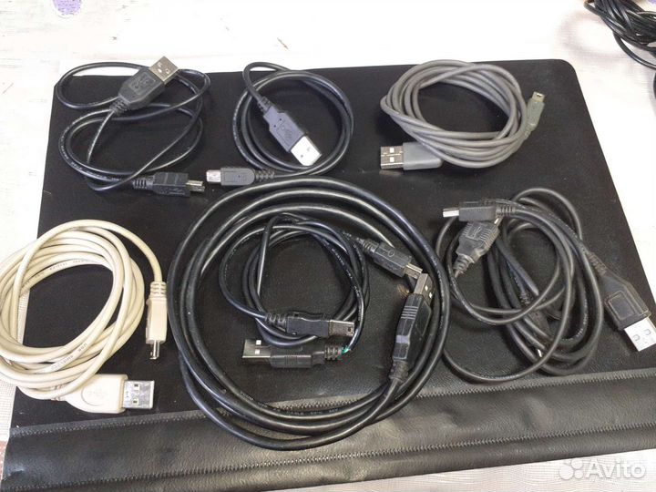 Зарядные устройства, гарнитуры, дата-кабели