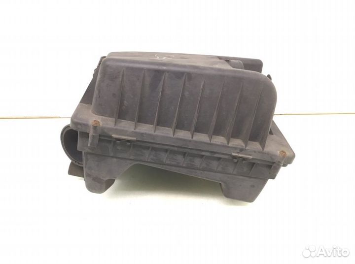 Корпус воздушного фильтра Opel Astra H 1.6 I 2009