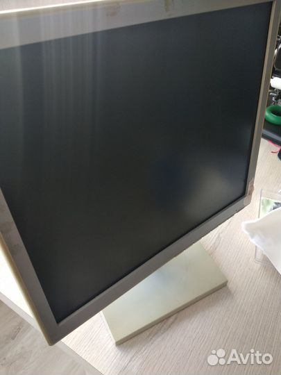 Монитор NEC 17 дюймов рабочий