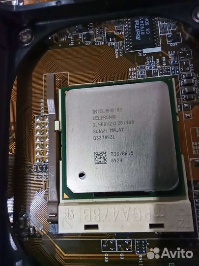 Материнская плата процессором и памятью socket 478