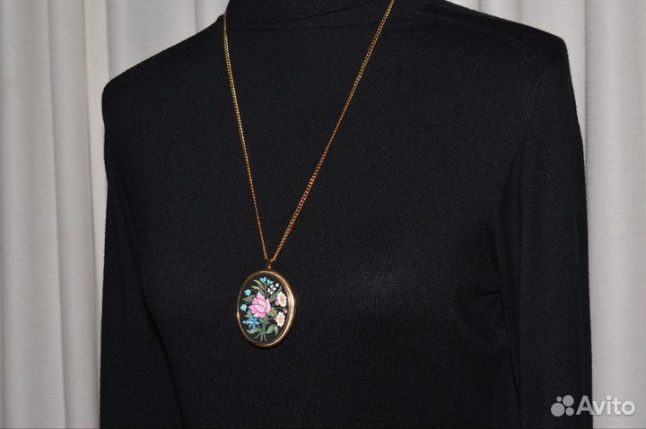 Медальон Подвеска Кулон Avon Роза и ландыш