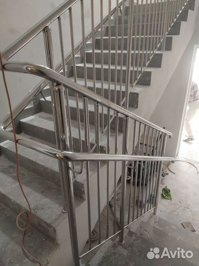 Перила для лестниц