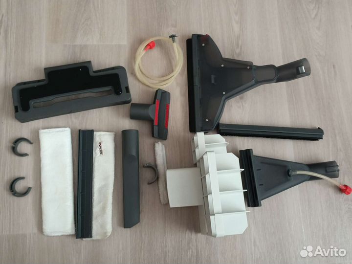 Дополнительные насадки для пылесоса Tomas