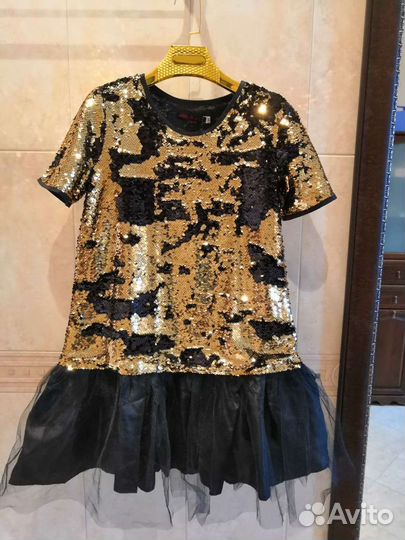 Вечернее платье