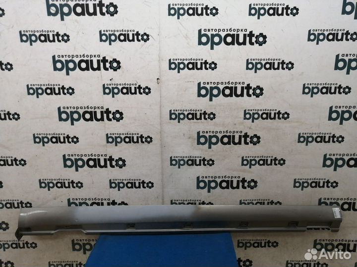 Накладка порога правая 3C8 853 856 E Volkswagen