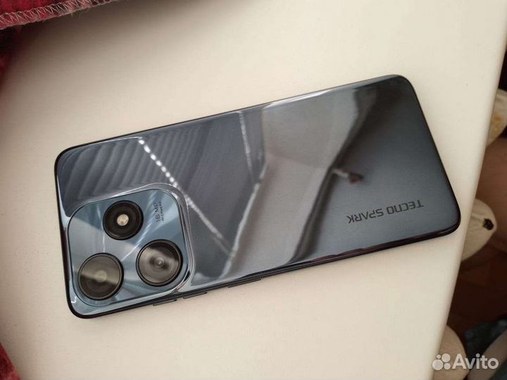 Телефон tecno spark 10c