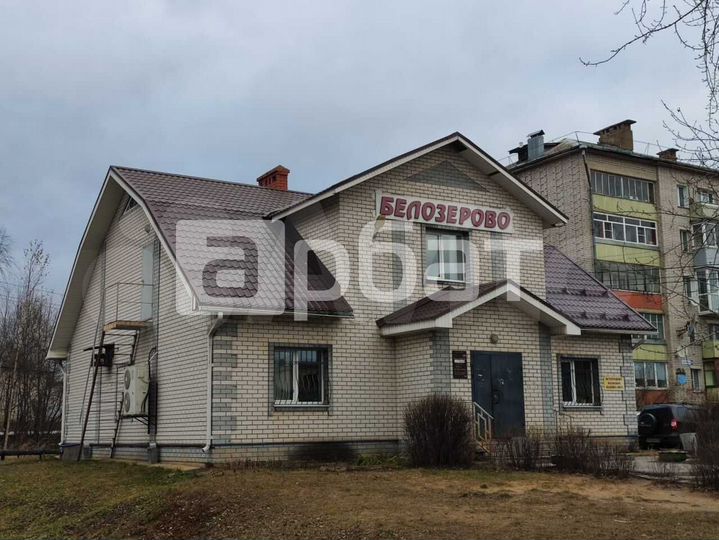 Здание 371 м2 на уч -ке 4.37 сот