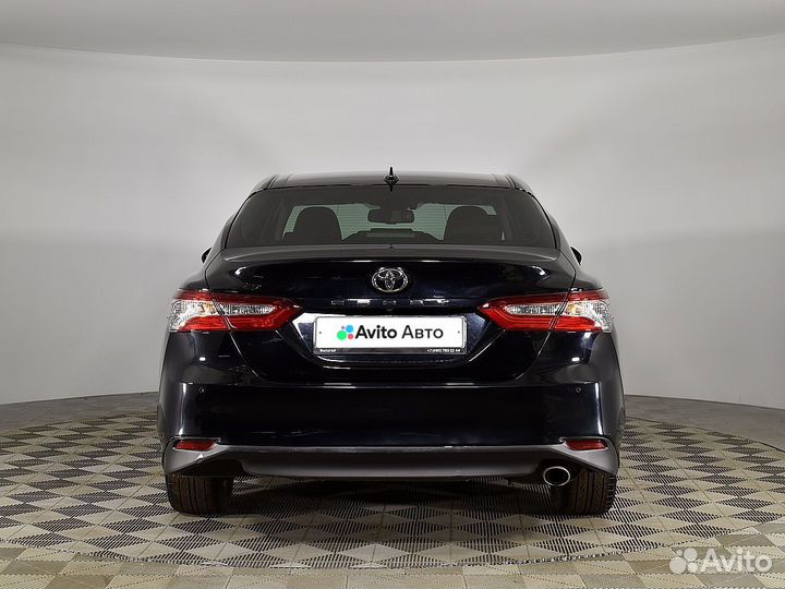 Toyota Camry 2.5 AT, 2019, 181 238 км