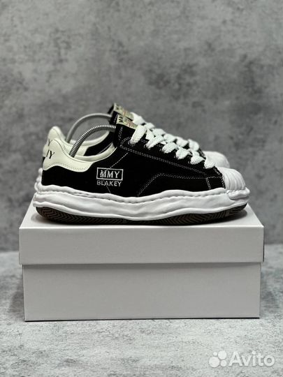 Maison Mihara Yasuhiro Blakey