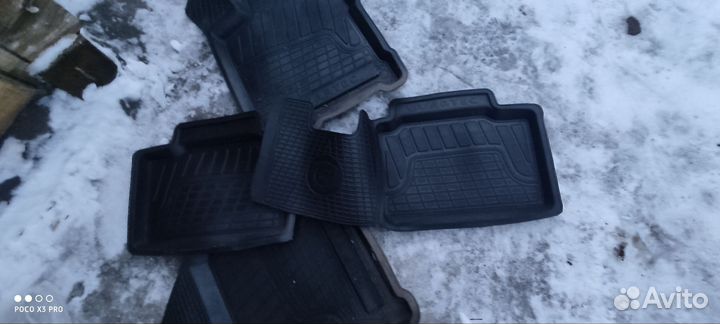 Коврики на весту