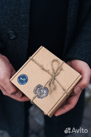 Кошелек из кожи ручной работы бесшовный