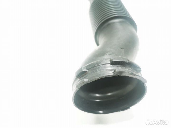 Патрубок воздушного фильтра Land Rover