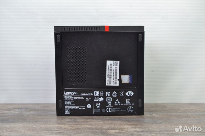 Lenovo ThinkCentre M910q